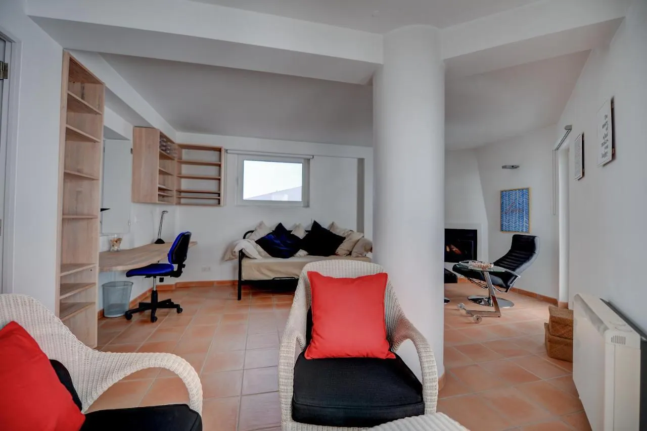 The Fantastic Beach House Of Luz Praia Da Luz