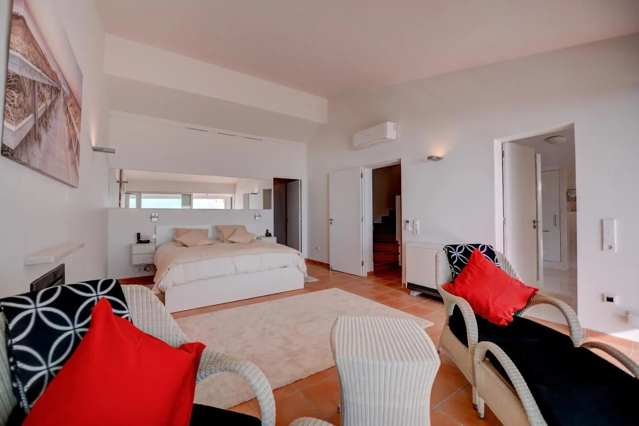 The Fantastic Beach House Of Luz